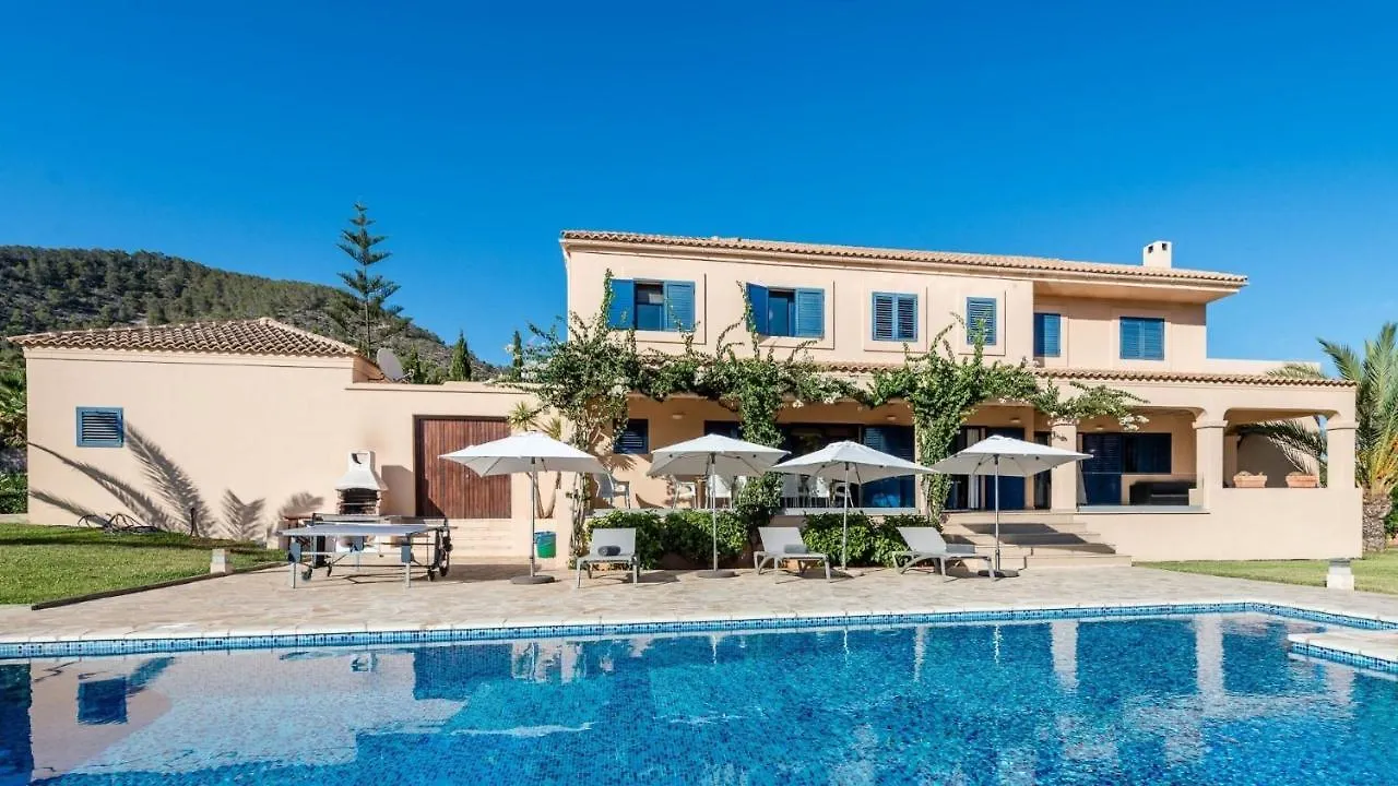 Villa Etruria Close To Playa D'En Bossa Sant Josep de sa Talaia Spain